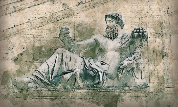 Estatua del Palacio en la Plaza Capitolina de Roma